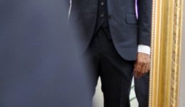 オーダースーツ　フィッティング