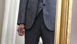 オーダースーツ　フィッティング